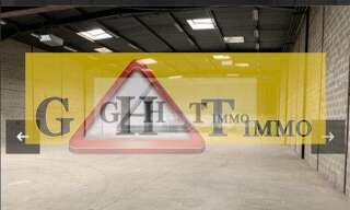 Local industriel  1410 m² à louer à Morangis (91420)