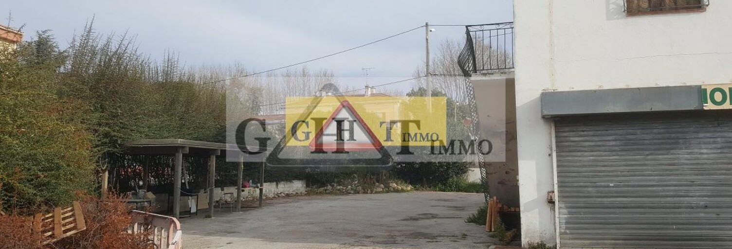 Commerce  530 m² à vendre à Fréjus (83600)