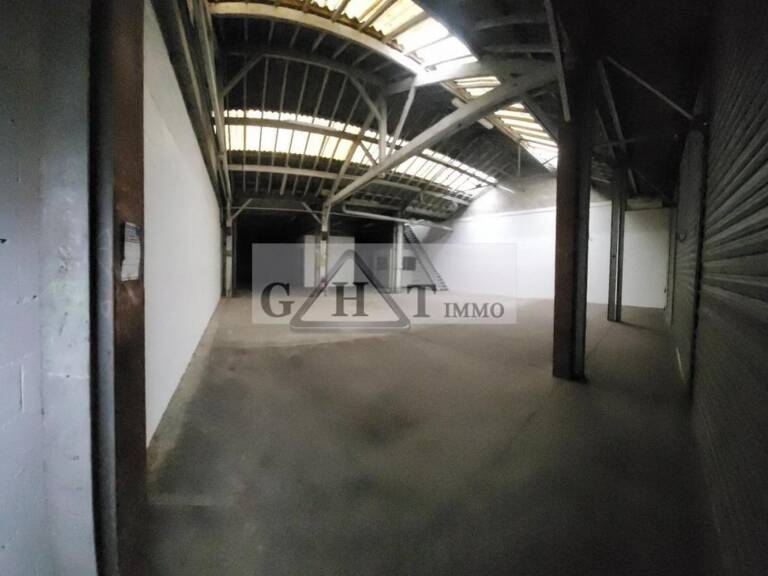 LOCAL D ACTIVITE DE 611 M² A LOUER À VILLENEUVE ST GEORGES — photo 1