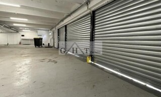 Local industriel  550 m² à louer à Créteil (94000)