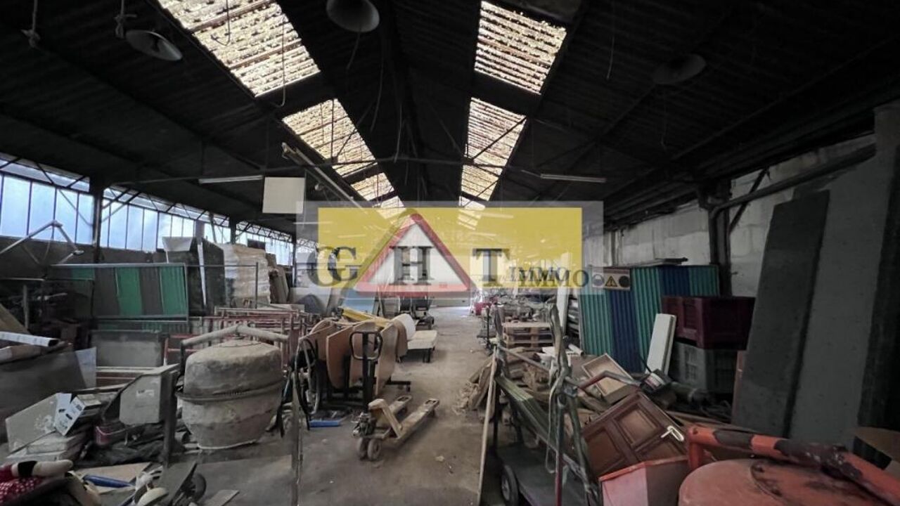 local industriel  pièces 850 m2 à vendre à Livry-Gargan (93190)