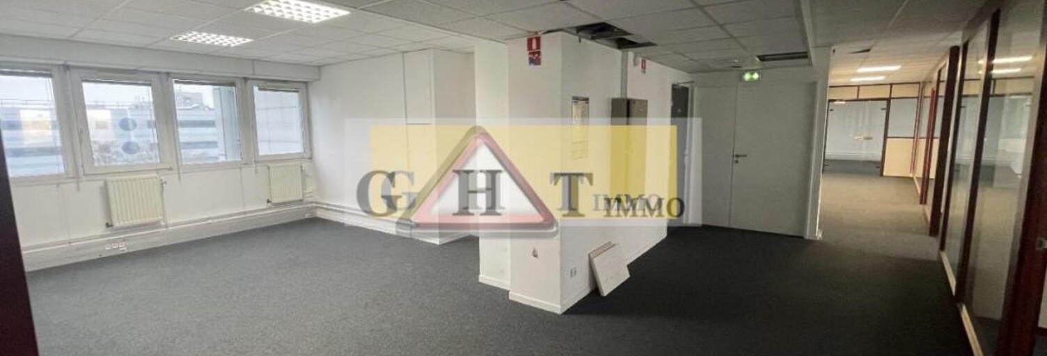 Bureau  247 m² à louer à Massy (91300)
