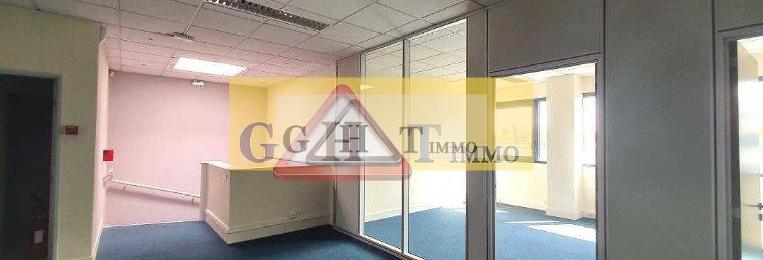 Bureau  104 m² à louer à Saclay (91400)