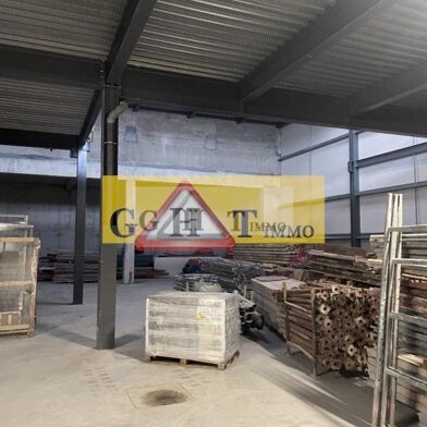 Local industriel 1059 m²