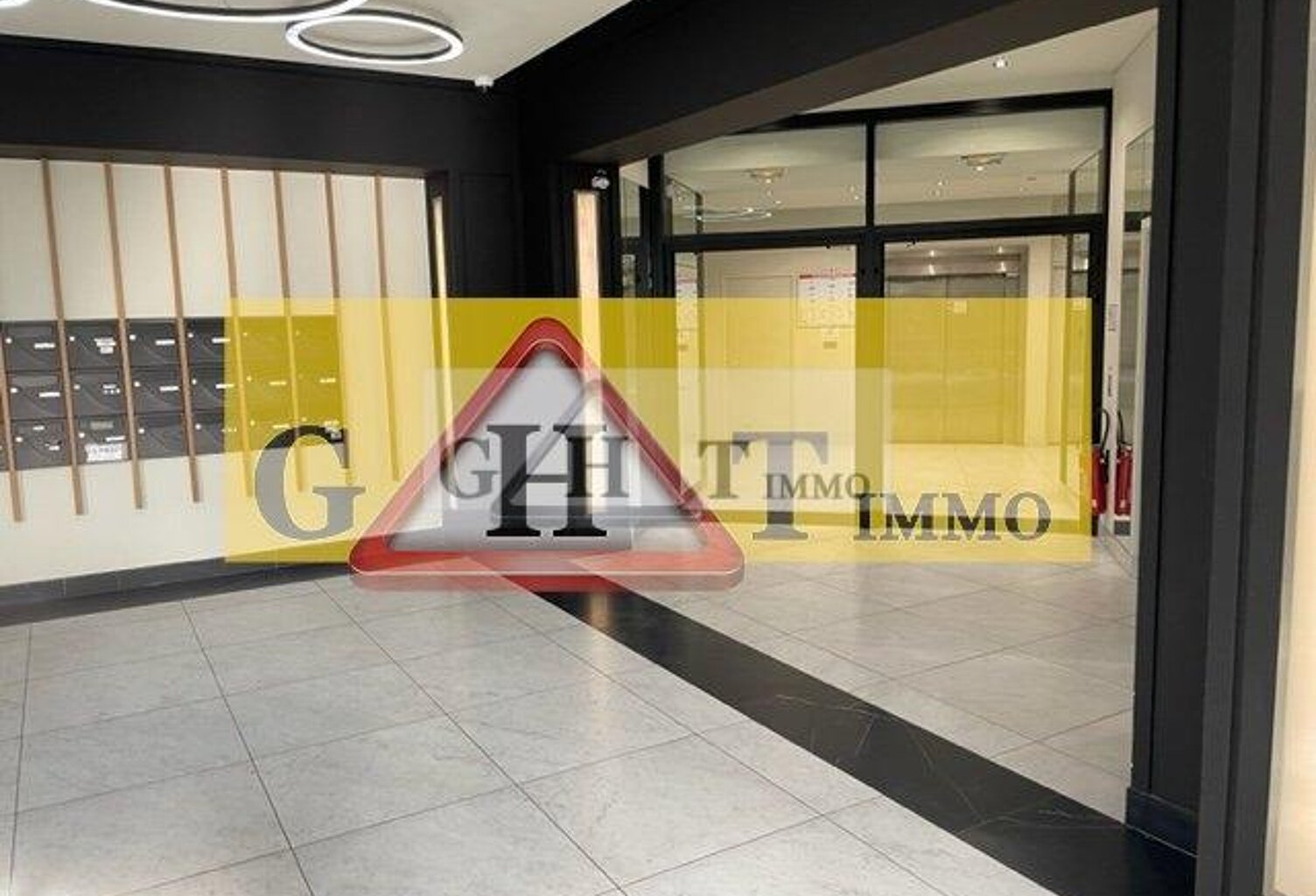BUREAUX 300M2 IVRY — photo 1