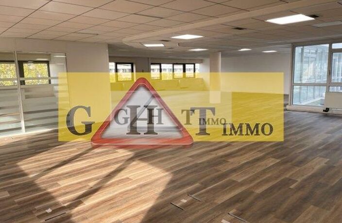 BUREAUX 300M2 IVRY — photo 3