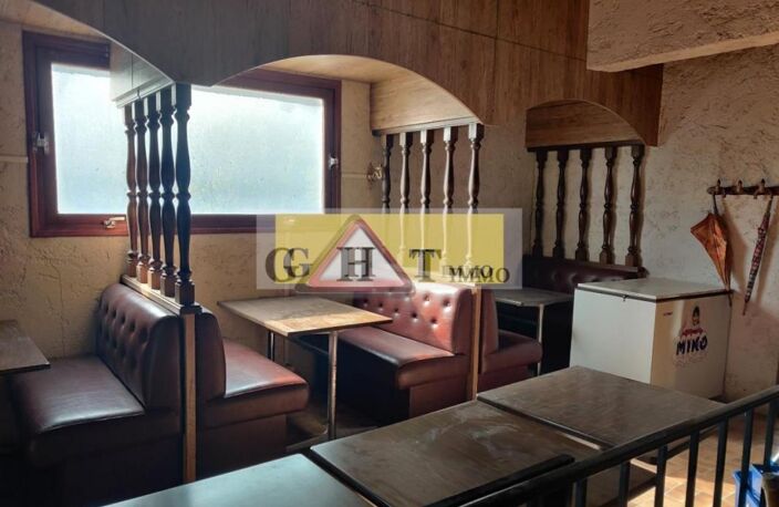 STATION SERVICE, ATELIER ET RESTAURANT A VENDRE SUR UN AXE PASSANT — photo 2