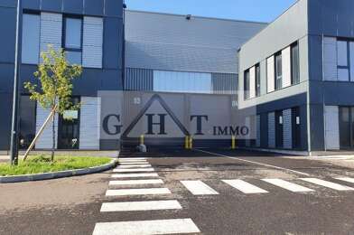 Local industriel  16572 €