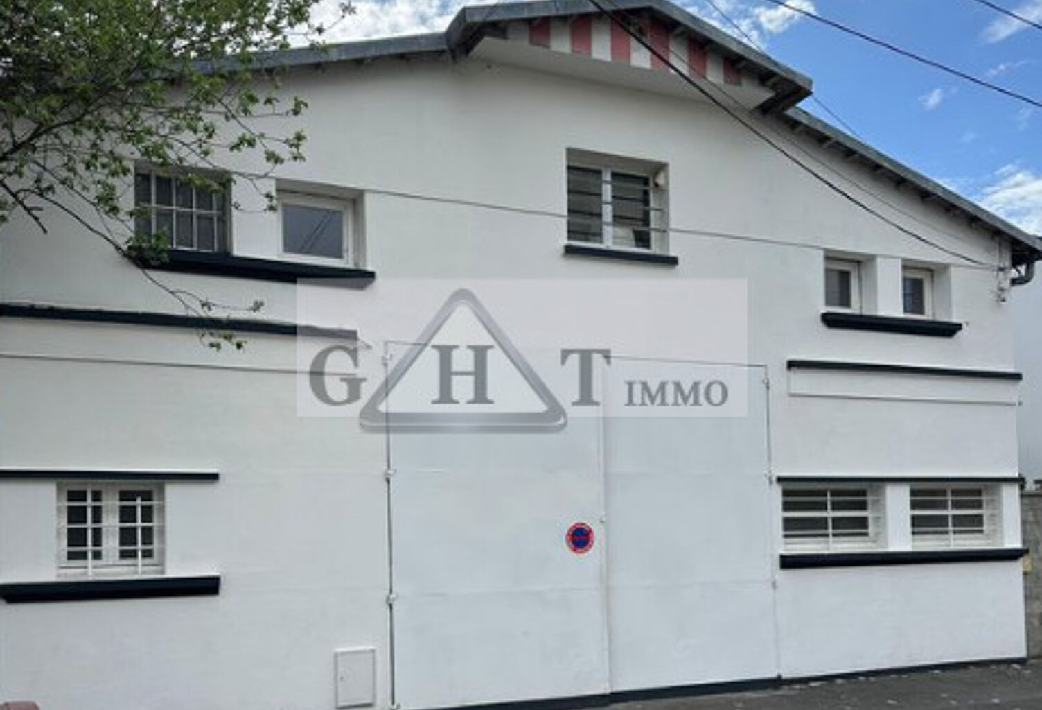 A LOUER 460 M²  ENTREPOT BUREAUX  A CHELLES — photo 1
