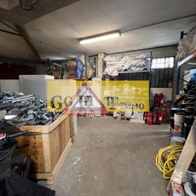 Local industriel  980000 €