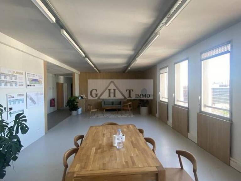 500M² DE BUREAUX A VENDRE MONTREUIL/SAINT MANDE — photo 1