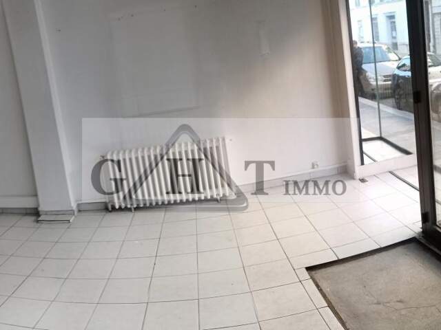 LOCAL COMMERCIAL A VENDRE 60 M² EN CENTRE VILLE DE MONTARGIS — photo du bien
