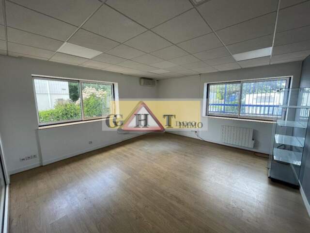 Bureau 270m2 Epinay-sous-Sénart — photo du bien