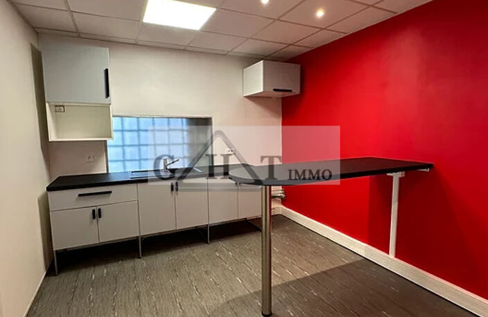 A LOUER 310M² DE BUREAUX A CLICHY — photo 5