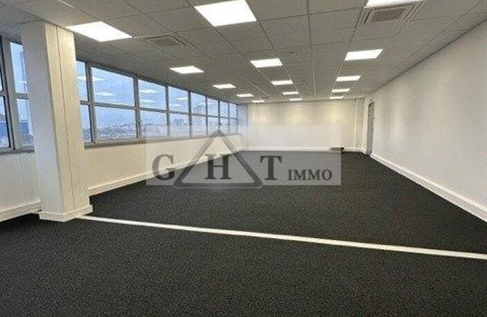 BUREAU 131 M² Á LOUER  ALFORTVILLE — photo 4