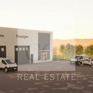 Commerce  1055000 €