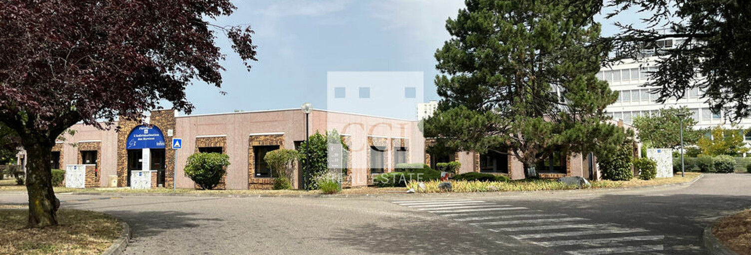 Bureau  34000 m² à louer à Vénissieux (69200)
