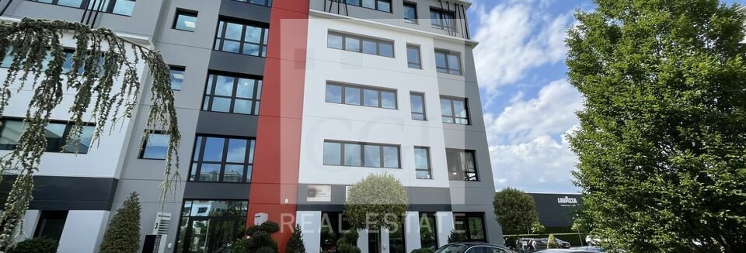 Bureau  2889 m² à louer à Saint-Priest (69800)