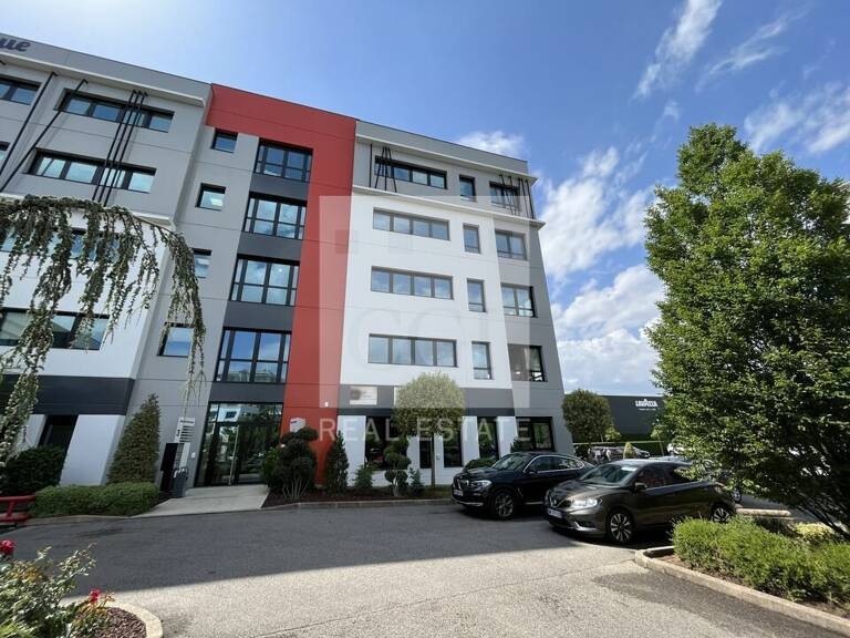 BUREAUX à LOUER — photo 1