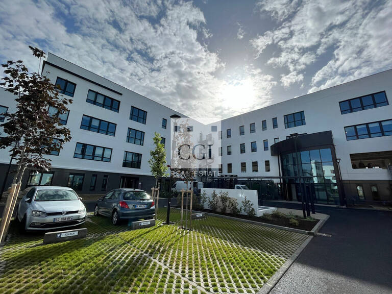 BUREAUX à LOUER — photo 1