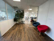 BUREAUX à LOUER — photo 3