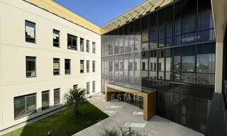 Bureau  3729 m² à louer à Genas (69740)