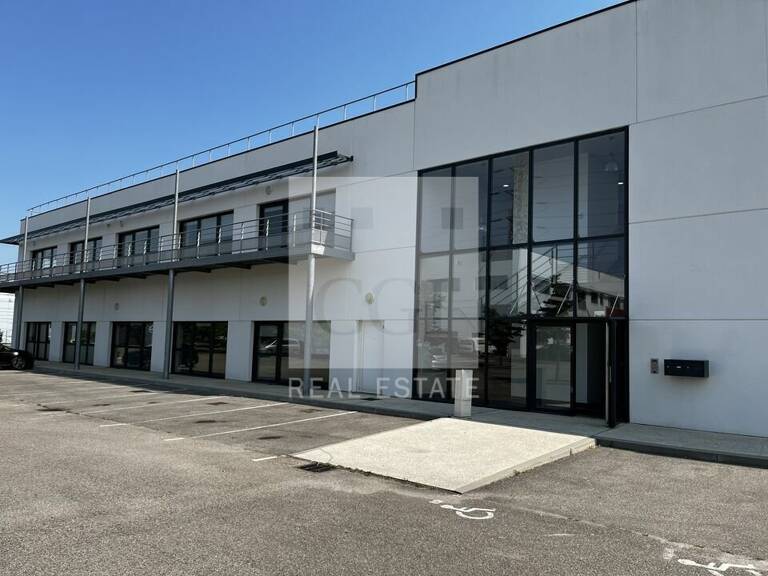 LOCAL D'ACTIVITES / BUREAUX  à LOUER — photo 1