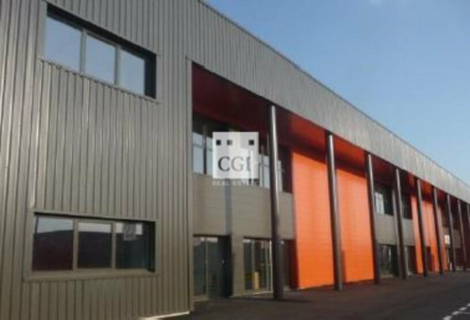 BUREAUX à LOUER — photo 1