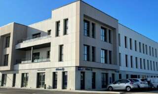 Bureau  2000 m² à louer à Limas (69400)