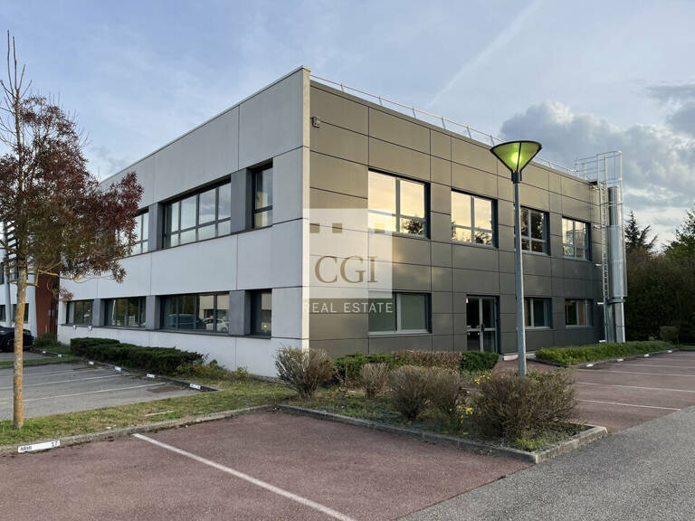 BUREAUX à LOUER — photo 1