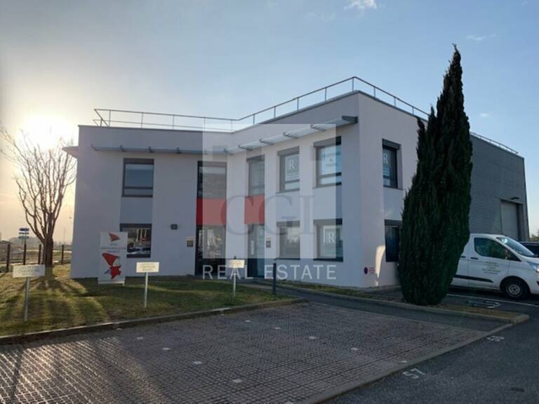 BUREAUX à LOUER — photo 1
