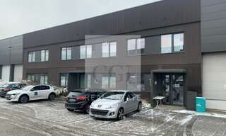 Commerce  1972 m² à louer à Dardilly (69570)