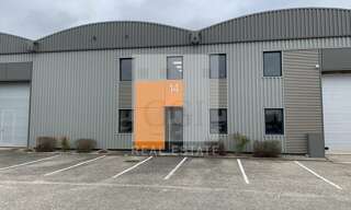 Commerce  440 m² à louer à Dardilly (69570)