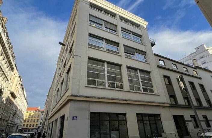 BUREAUX à LOUER — photo 2