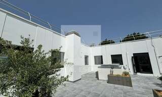 Bureau  1794 m² à louer à Limonest (69760)