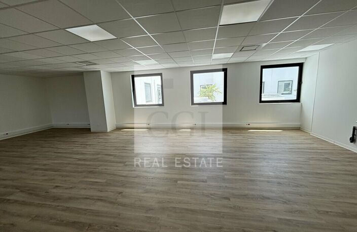 BUREAUX  à LOUER — photo 5