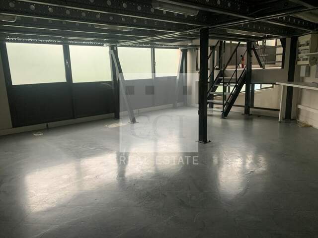MIXTE ACTIVITES-BUREAUX à LOUER — photo du bien