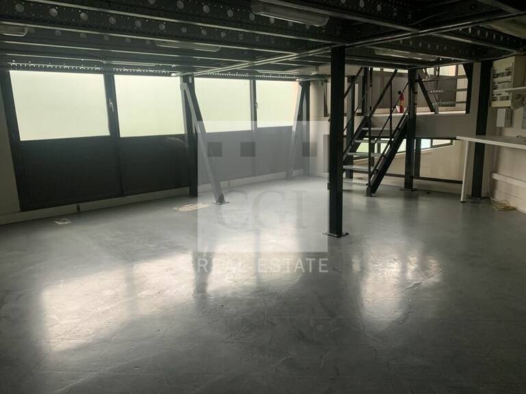 MIXTE ACTIVITES-BUREAUX à LOUER — photo 1