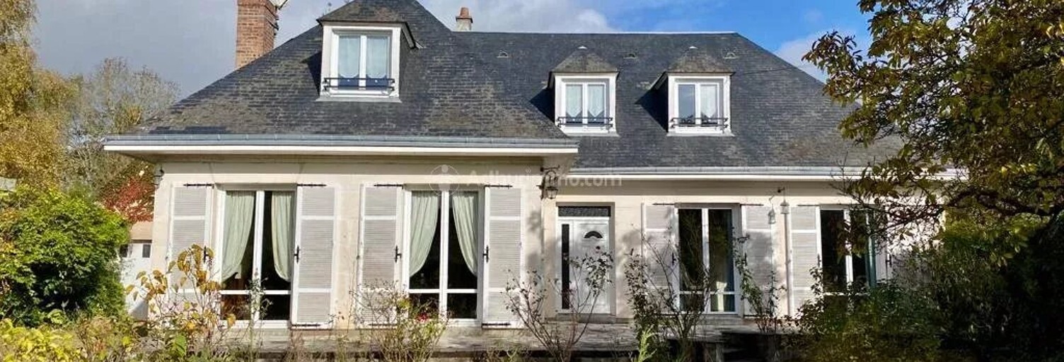 Maison 8 Pièces 238 m² à vendre à La Chartre-sur-le-Loir (72340)