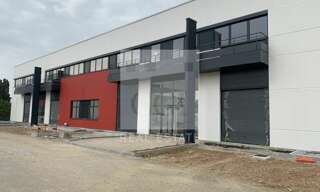 Bureau  167 m² à louer à Dardilly (69570)