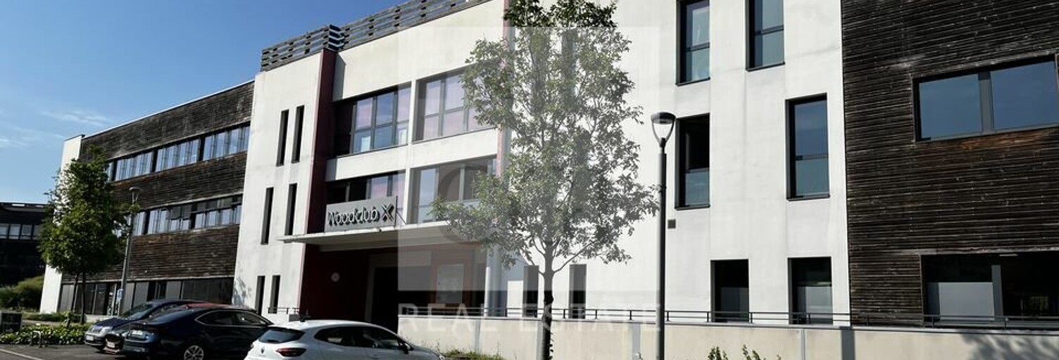 Bureau  213 m² à louer à Saint-Priest (69800)