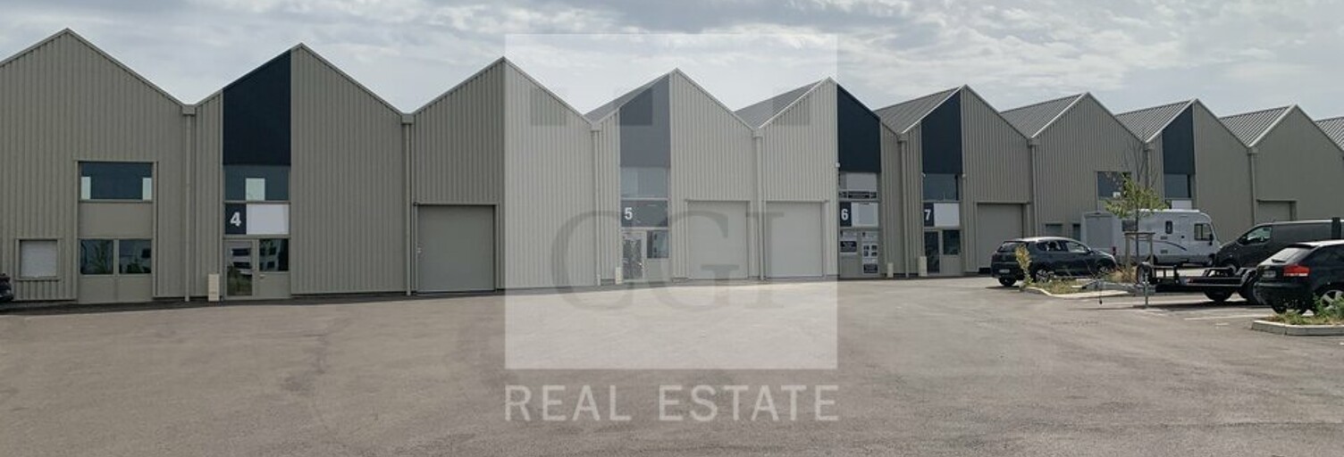 Commerce  309 m² à louer à Genas (69740)