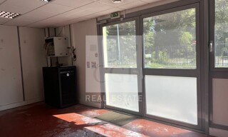 Bureau  563 m² à louer à Saint-Didier-au-Mont-d'Or (69370)