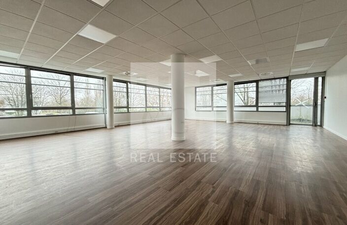 BUREAUX à LOUER — photo 4
