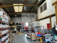 MIXTE ACTIVITES-BUREAUX à LOUER — photo 2