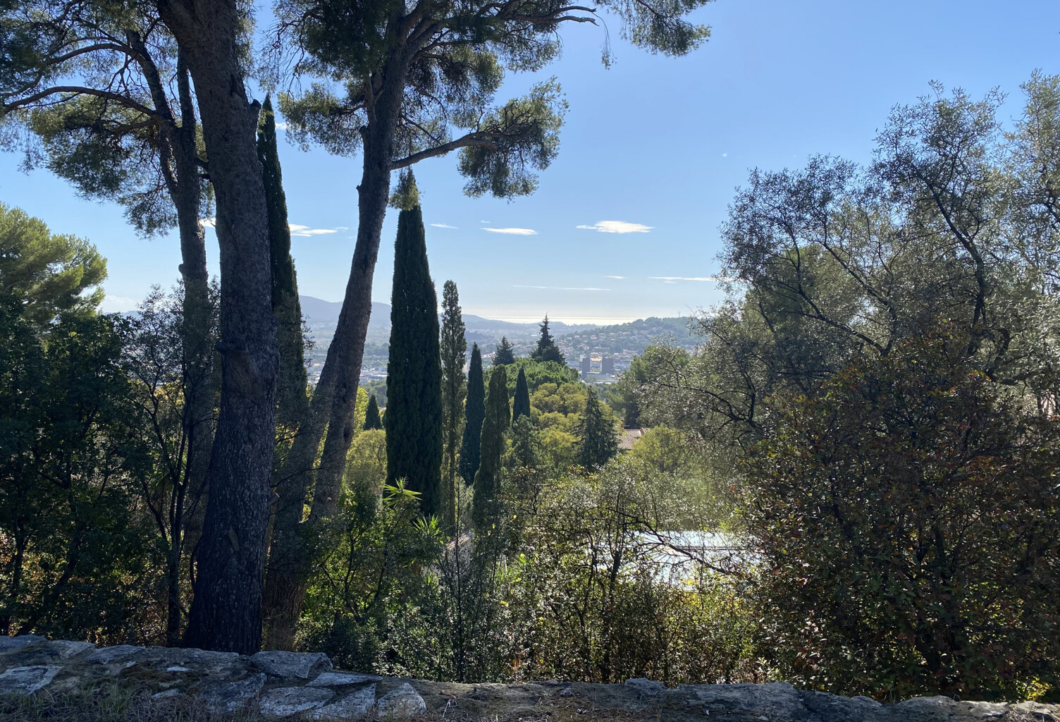 TERRAIN A BATIR LA VALETTE DU VAR-LA CALABRO — photo 1