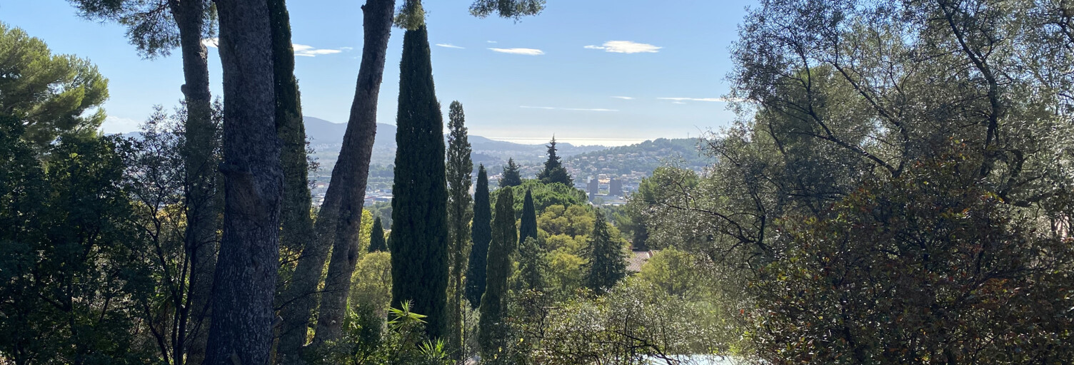 Terrain  1005 m² à vendre à La Valette-du-Var (83160)