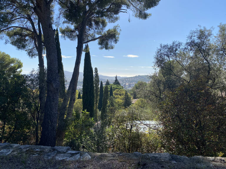 TERRAIN A BATIR LA VALETTE DU VAR-LA CALABRO — photo 1