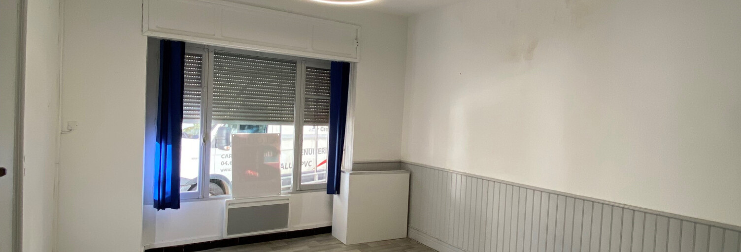 Commerce  60 m² à louer à Castelnaudary (11400)