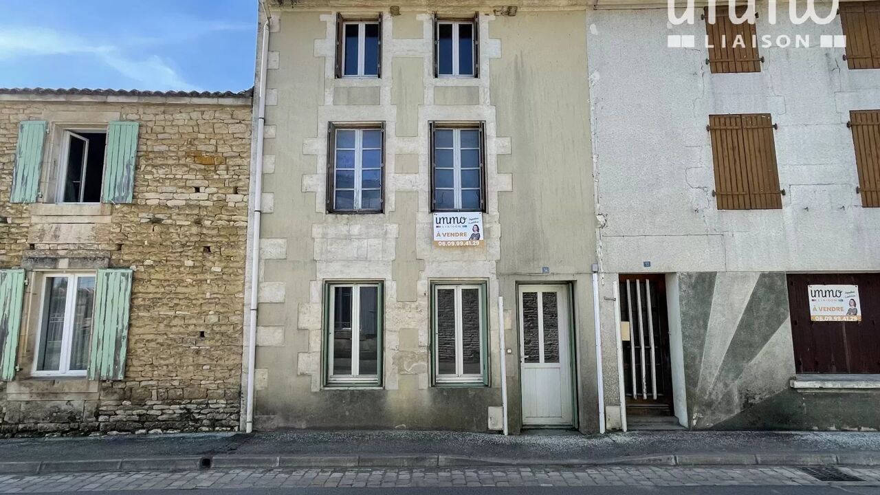 maison 6 pièces 144 m2 à vendre à La Ronde (17170)